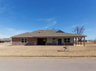 306 Kirks Holw, Jones, OK 73049