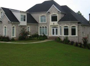 175 Brookview Pl, Oxford, GA 30054