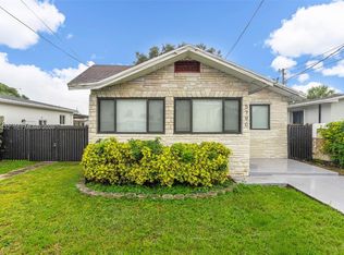 5790 SW 5th St, Miami, FL 33144