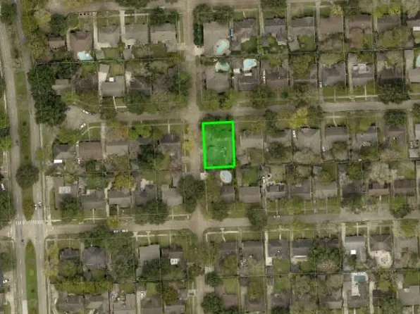 5815 Dumfries Dr, Houston, TX 77096