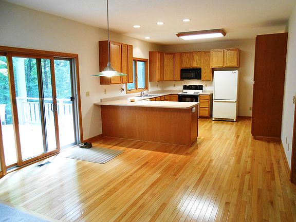 4th image of 231 Lincliff Dr NE