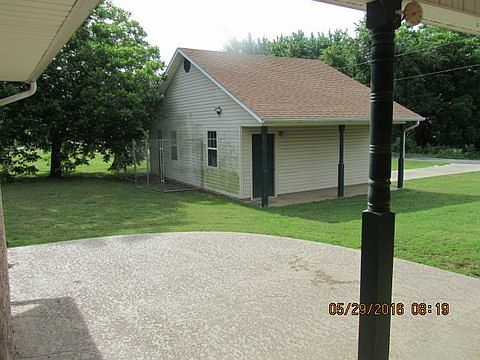 4th image of 453 Fisher Dr