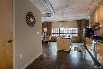 2nd image of 1611 Locust 501