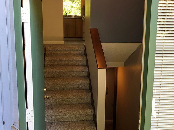 4th image of 12425 NE 2nd St