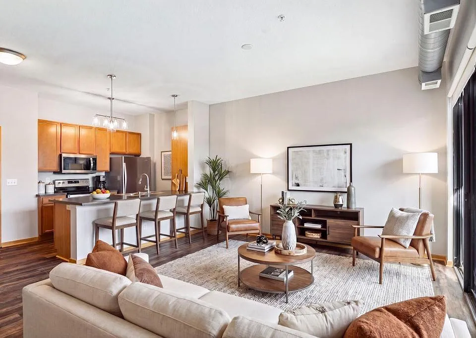 4525 Park Commons Dr #205