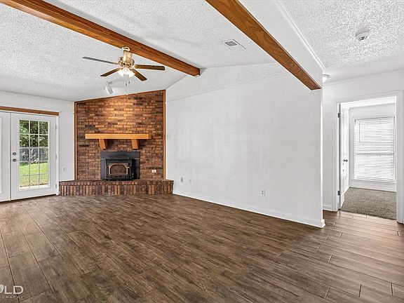 5th image of 8609 Woodlake Dr