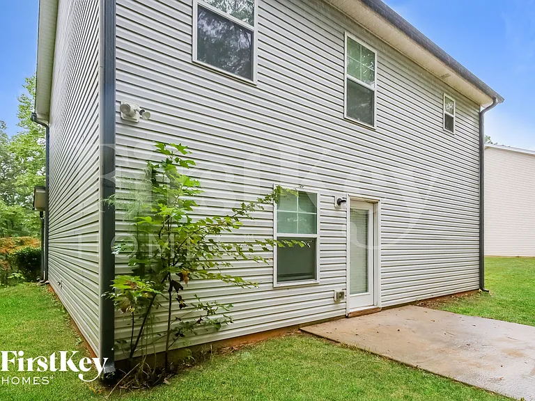 6674 Sawnee Way — Photo 18