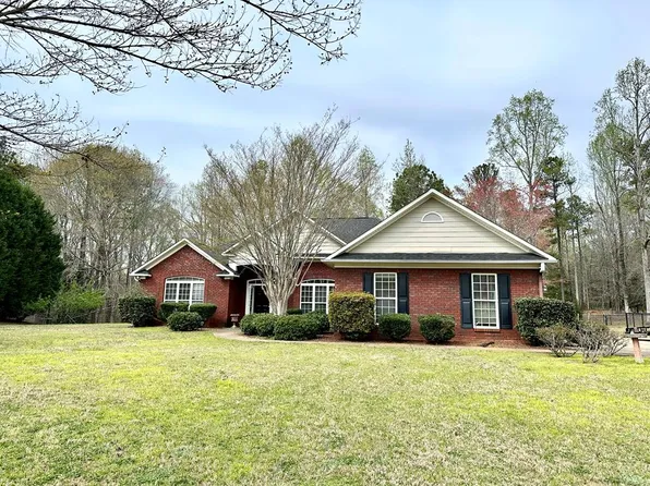 262 Lantern Ln, Ellerslie, GA 31807