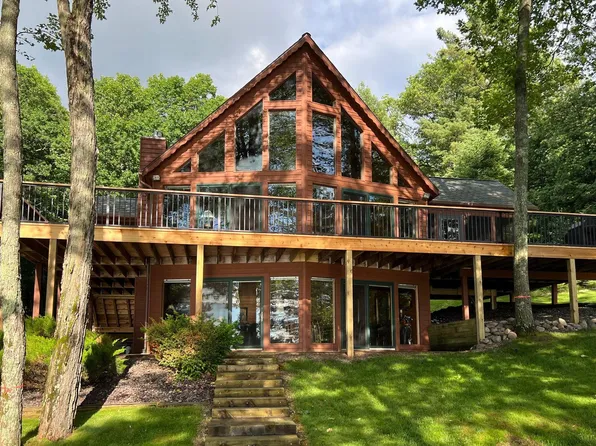 15530 W Victory Heights Cir, Stone Lake, WI 54876