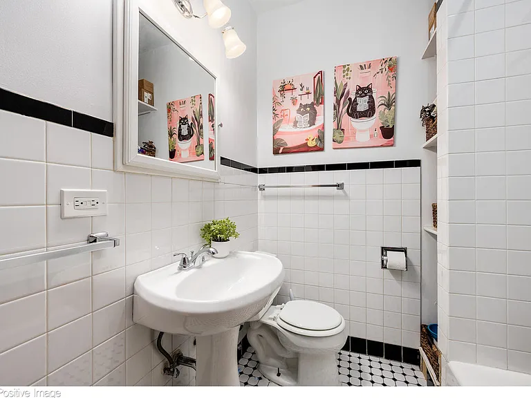 1462 W Warner Ave #1 — Photo 11