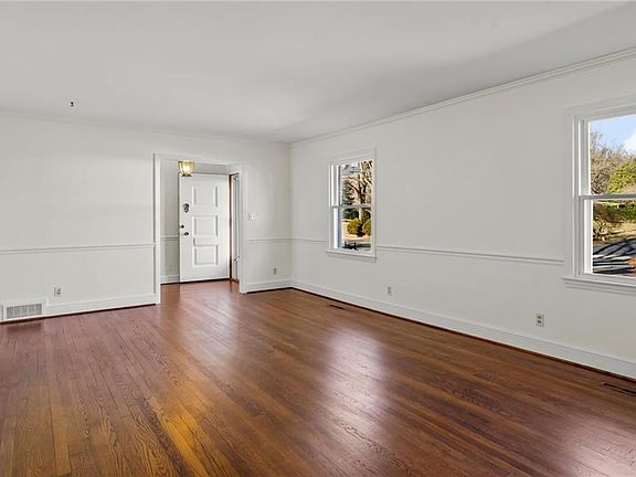 4th image of 2410 Bitting Rd