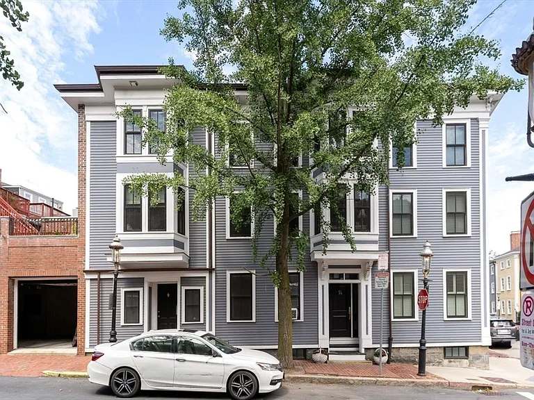 12 Monument Ave #1 — Photo 9