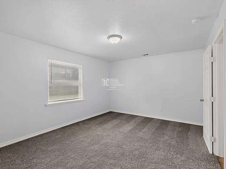 5620 Norris St — Photo 17
