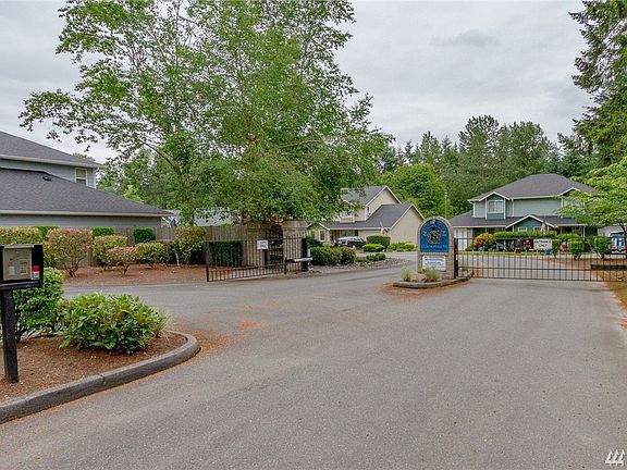 2nd image of 11715 112th Avenue Ct E