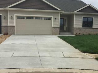 3202 Grassmere St, Springfield, IL 62711