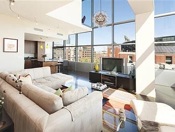 1st image of 207 King St APT 708