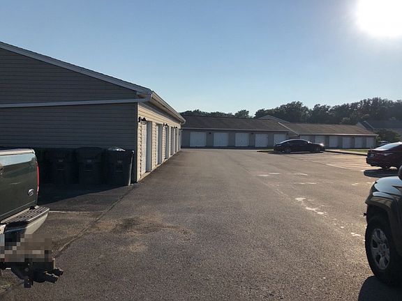 4th image of 10593 Lynn Ln