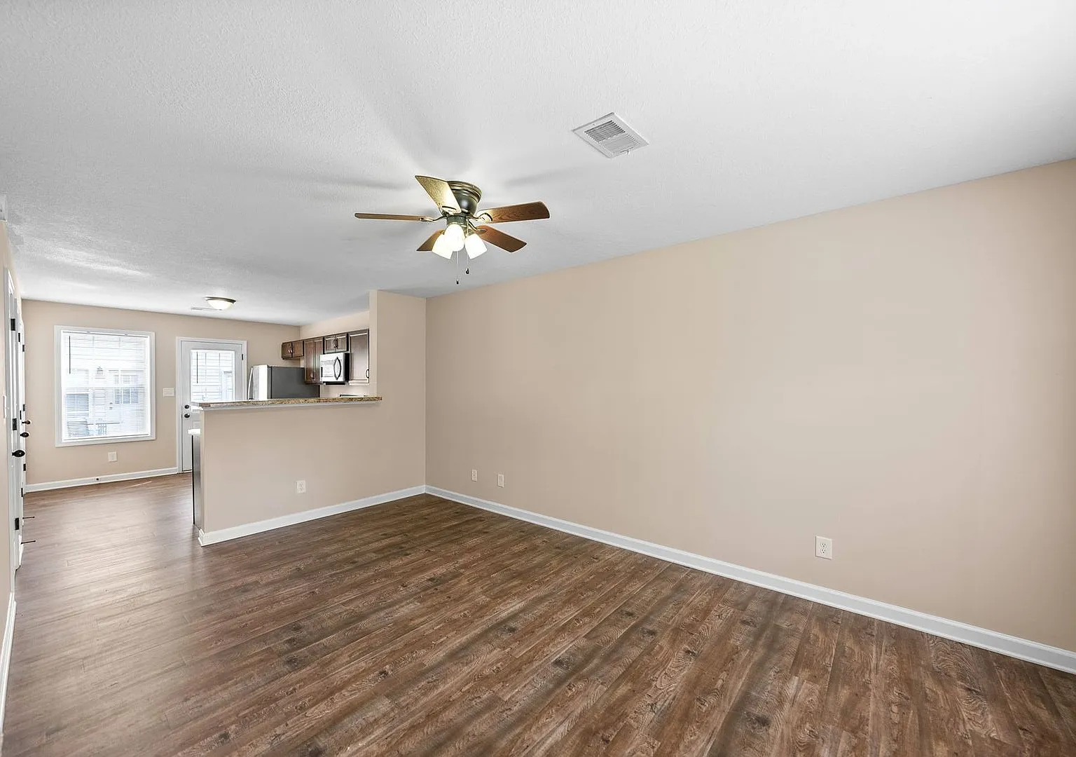McGee Ct - 395 (x6) — Photo 4