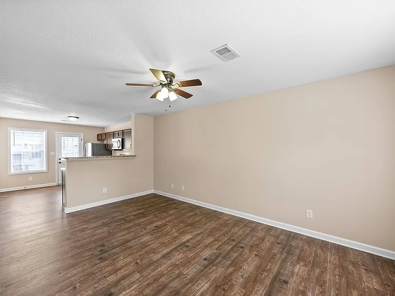 McGee Ct - 398 (x4) — Photo 4