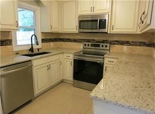 6719 Roe Ave, Prairie Village, KS 66208