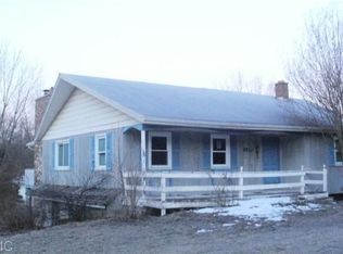 9510 E Fulton St, Ada, MI 49301