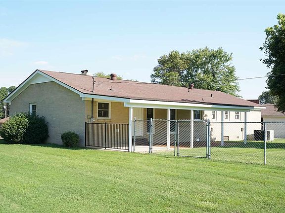 4th image of 3620 Lakeview Dr