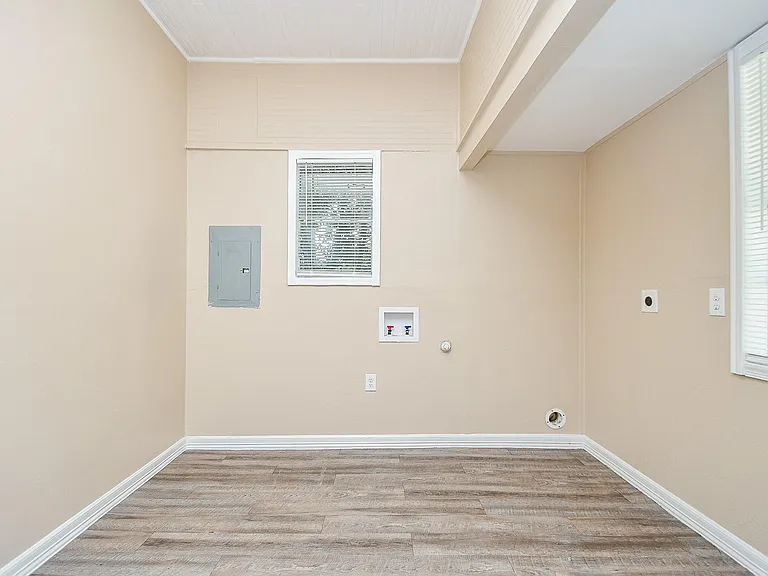 4301 Gregory St — Photo 10