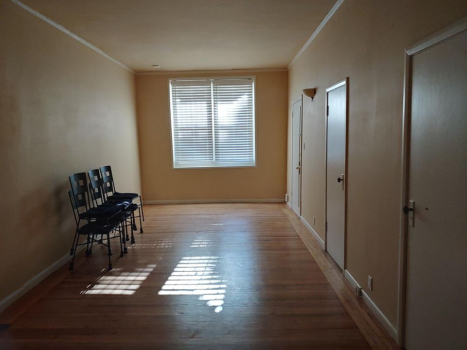 2nd image of 941 Guerrero St #A