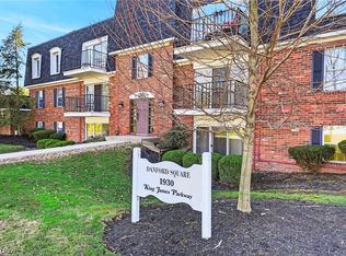 1930 King James Pkwy APT 205, Westlake, OH 44145