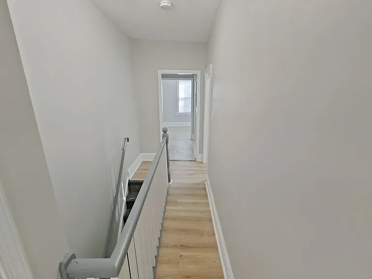3114 W Gordon St — Photo 3