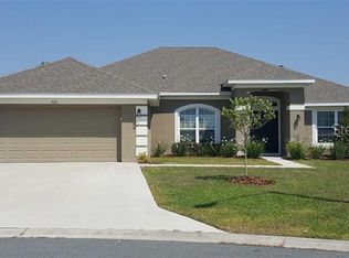 511 W Leah Ct, Fruitland Park, FL 34731