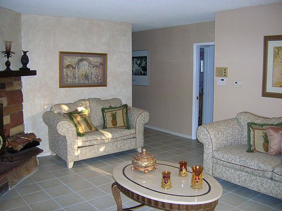 beautiful living room 