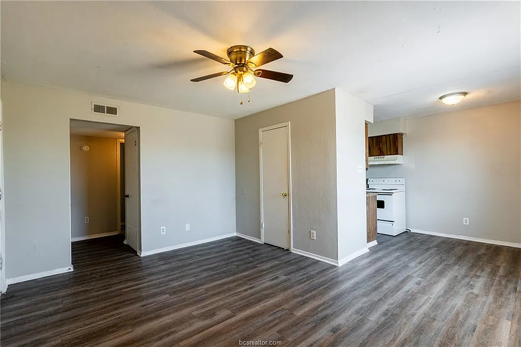 2 bed, 789 sqft, $725 — Photo 4