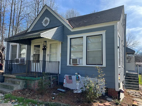 215 E Rutherford St, Shreveport, LA 71104