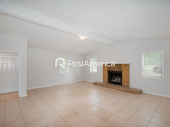 3rd image of 2980 Croley Dr
