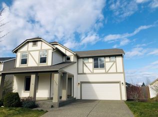 1832 Cadborough Ln, Dupont, WA 98327