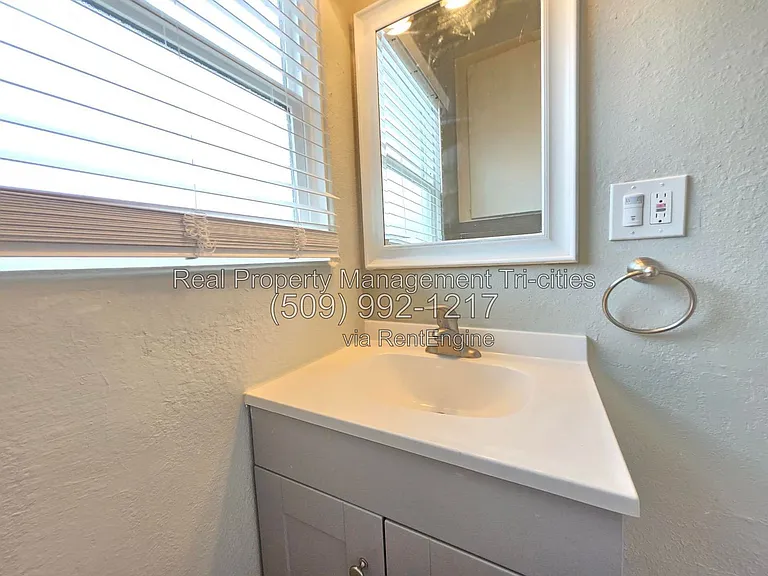 1311 W Shoshone St #A — Photo 13