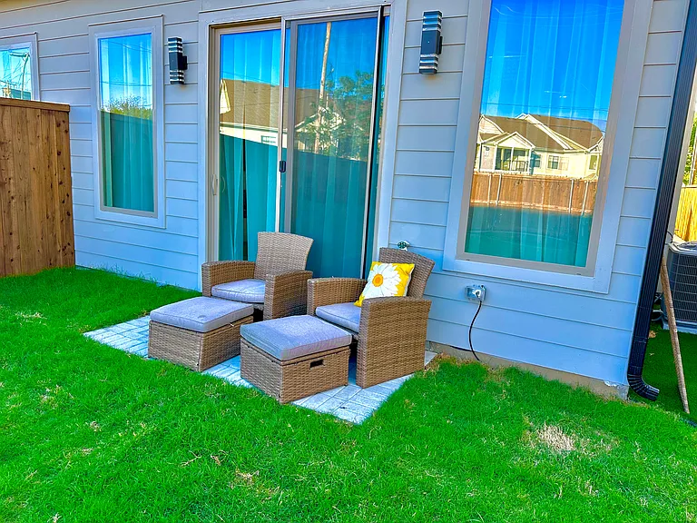 5623 Mesa Cir — Photo 34