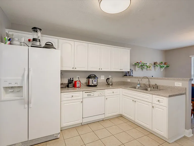4516 Logans Way — Photo 14
