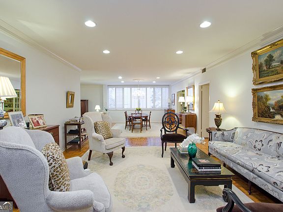 3rd image of 2734 Peachtree Rd NW APT C101