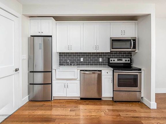 3rd image of 1084 Rogers Ave #3A