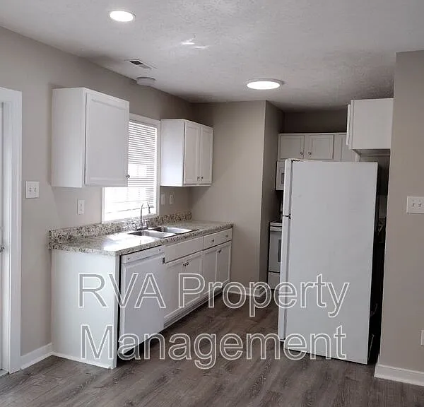 6105 Varina Point Ln — Photo 13