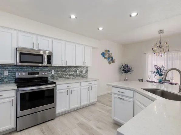 8368 W Salter Dr, Peoria, AZ 85382