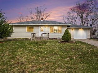 1556 Mullins Ave NW, Grand Rapids, MI 49534