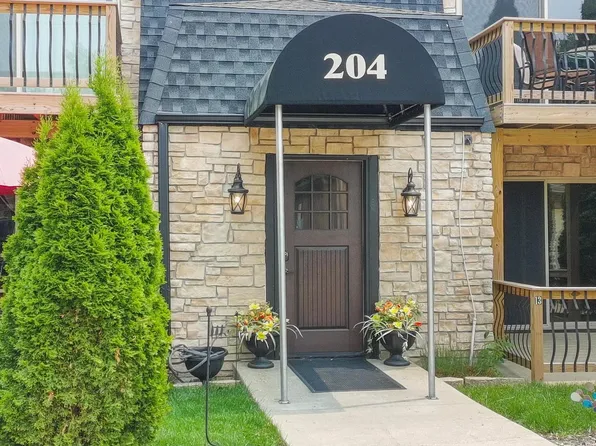 204 Elmhurst COURT #13, Williams Bay, WI 53191
