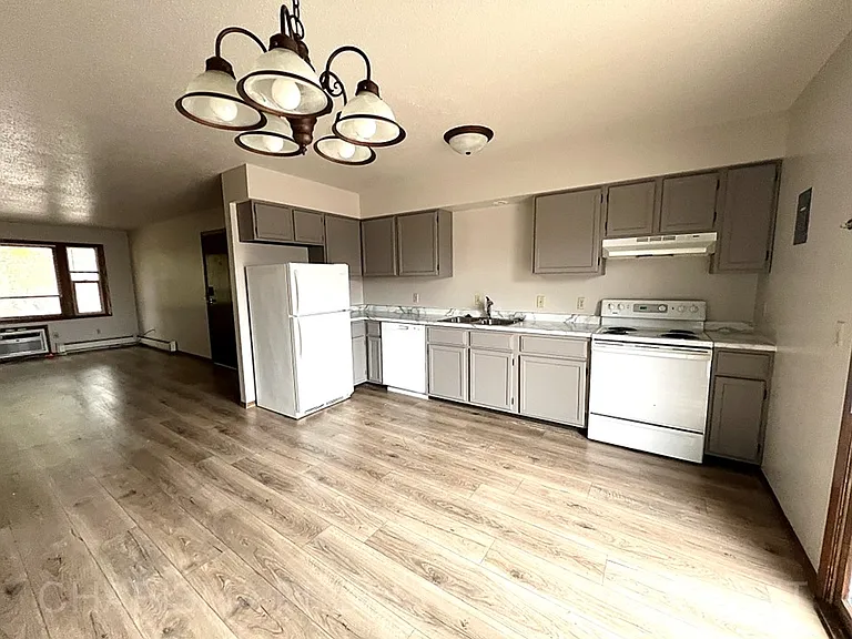 3604 S Cathy Ave — Photo 7