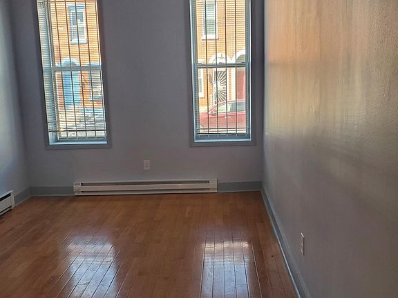 2nd image of 214 N 13th St #1F