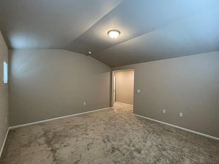 1037 Timberline Ave — Photo 15