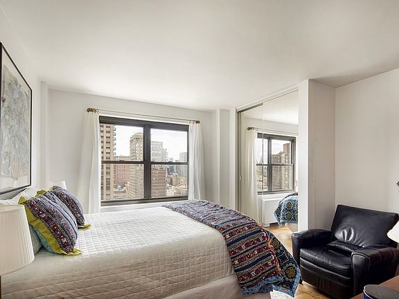 3rd image of 160 W End Ave APT 28U