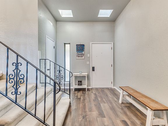 5th image of 3213 W 69th Ct